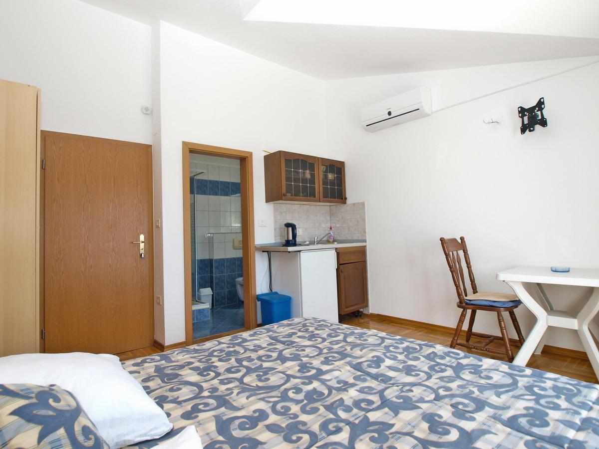Apartments Anto 1598 Fažana Buitenkant foto